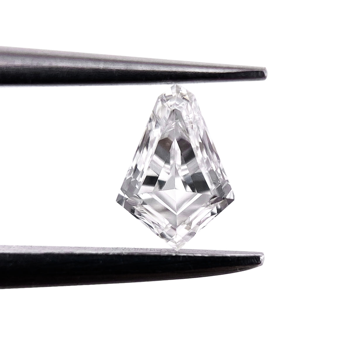 0.27ct | E/SI1 Kite Shape Step Cut Diamond - Modern Rustic Diamond