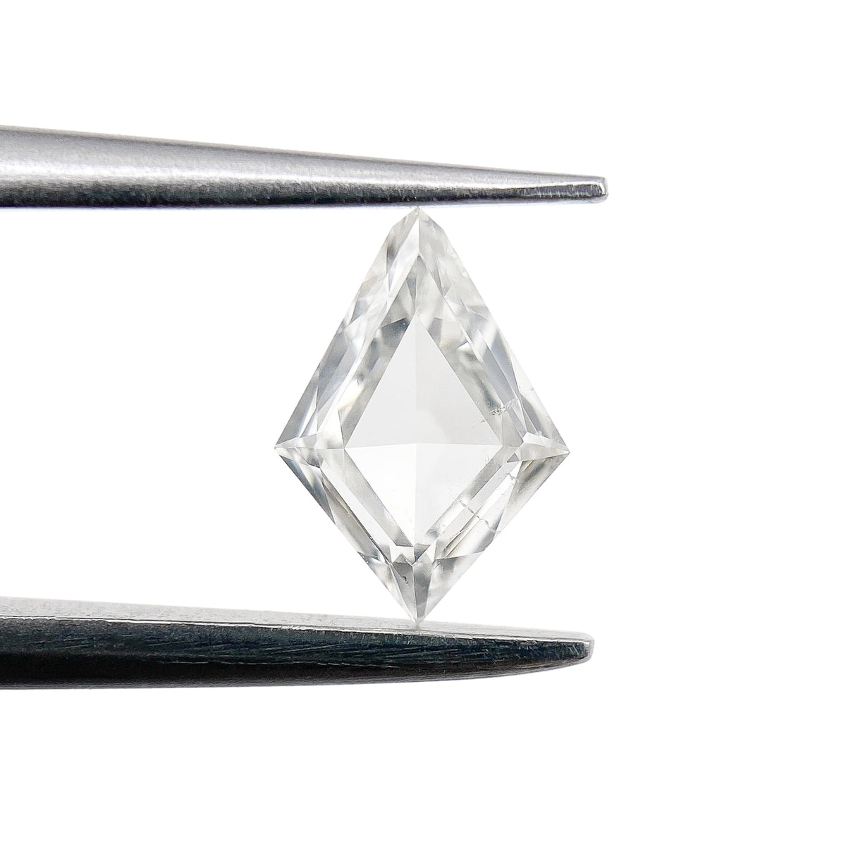 0.28ct | F/SI1 Kite Shape Step Cut Diamond - Modern Rustic Diamond