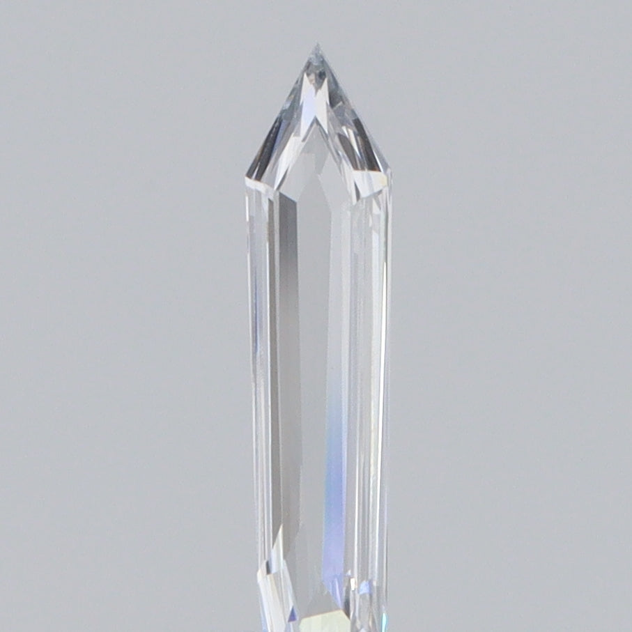 0.39ct | D/VS1 Bullet Shape Step Cut Diamond - Modern Rustic Diamond