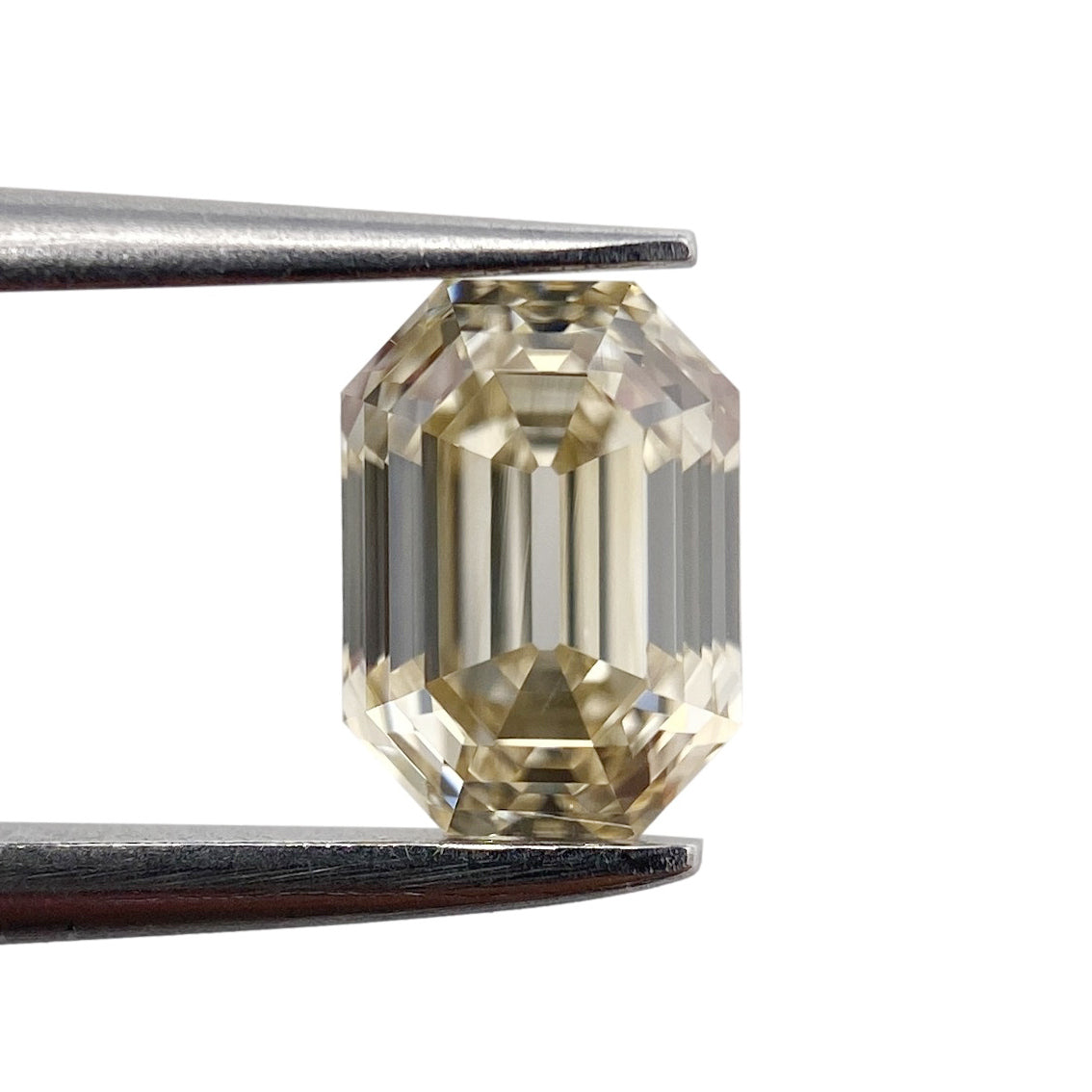 0.93ct | Champagne VVS Emerald Shape Step Cut Diamond - Modern Rustic Diamond