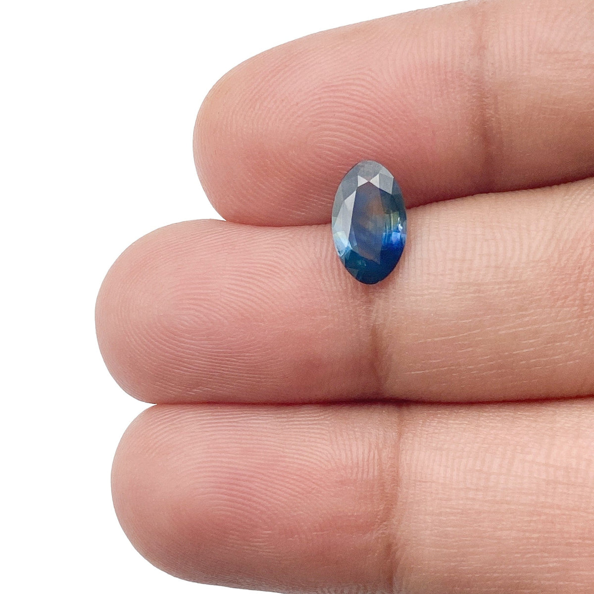 0.94ct | Brilliant Cut Moval Shape Blue Montana Sapphire-Modern Rustic Diamond