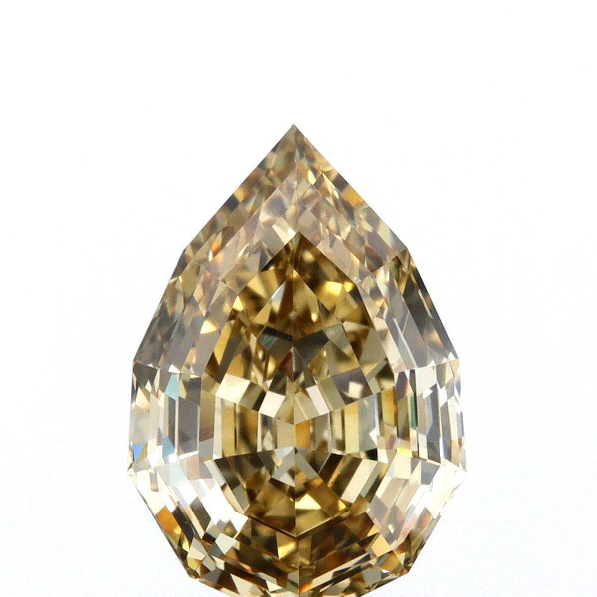 1.63ct | Champagne VVS2 Pear Shape Lattice Cut Diamond (GIA) - Modern Rustic Diamond
