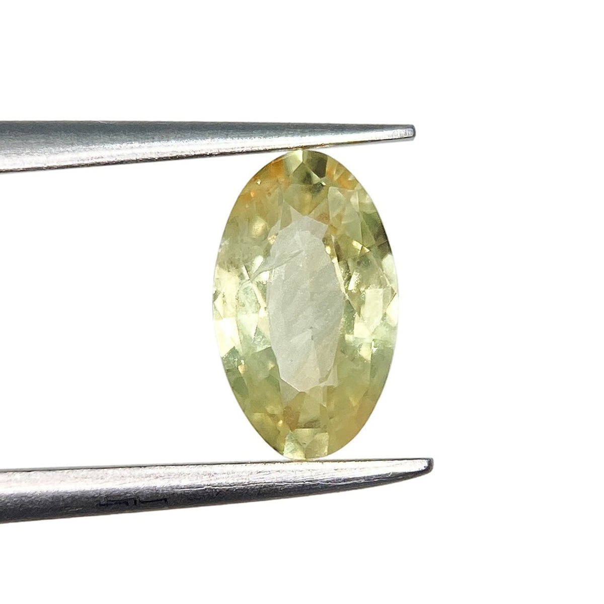 1.02ct | Brilliant Cut Moval Shape Yellow Montana Sapphire-Modern Rustic Diamond