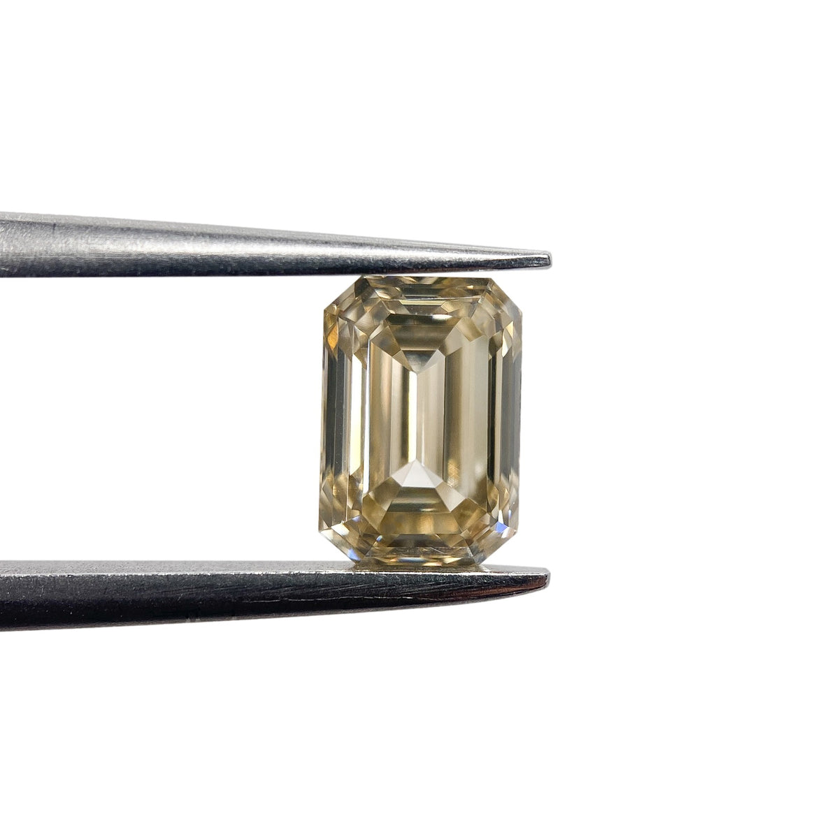 1.02ct | Champagne VS Emerald Shape Brilliant Cut Diamond - Modern Rustic Diamond