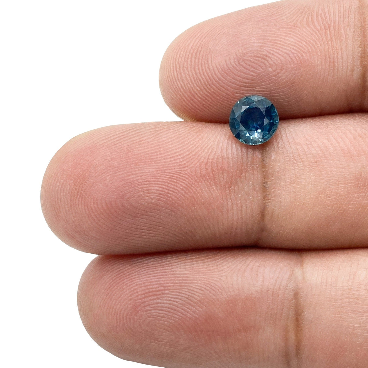 1.03ct | Brilliant Cut Round Shape Blue Montana Sapphire-Modern Rustic Diamond