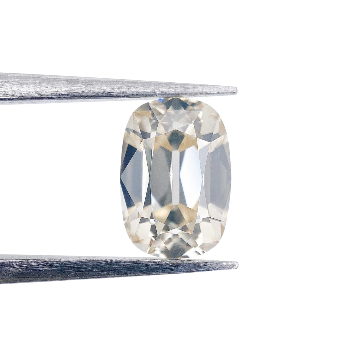 1.03ct | S-T/VS2 Cushion Shape Old Mine Cut Diamond (GIA) - Modern Rustic Diamond
