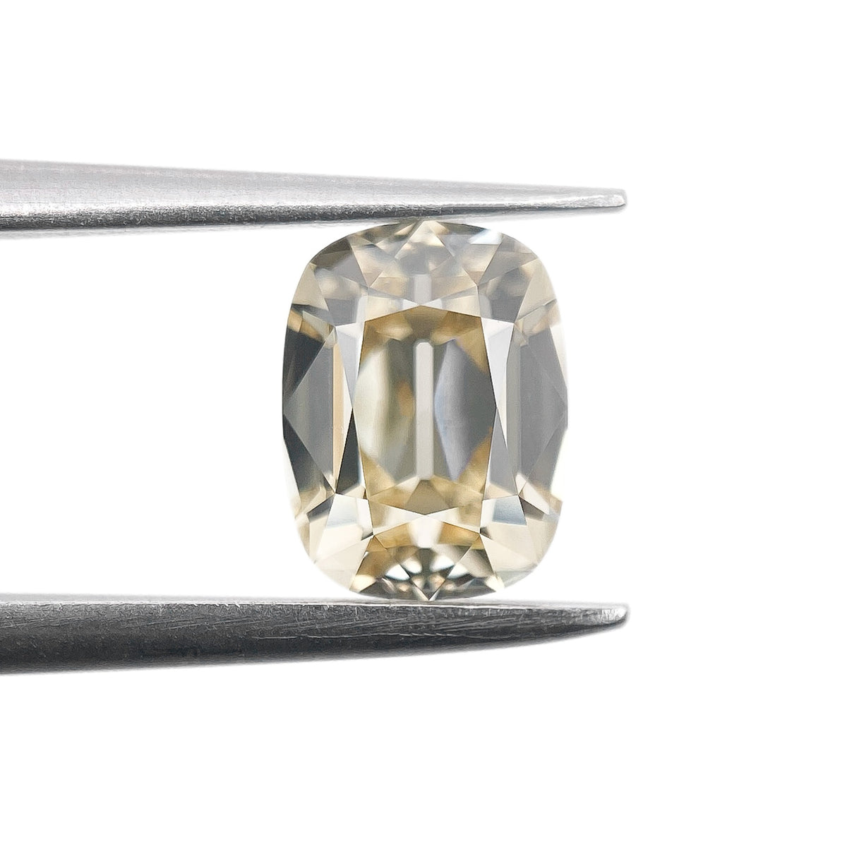 1.04ct | Champagne VS1 Cushion Shape Old Mine Cut Diamond (GIA) - Modern Rustic Diamond