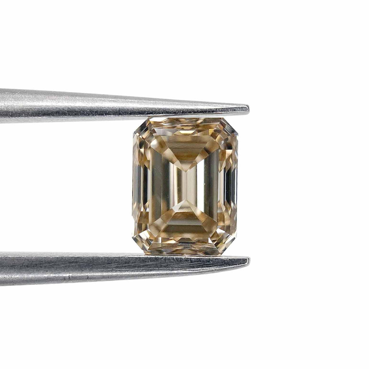 1.06ct | Champagne VVS Emerald Shape Step Cut Diamond - Modern Rustic Diamond