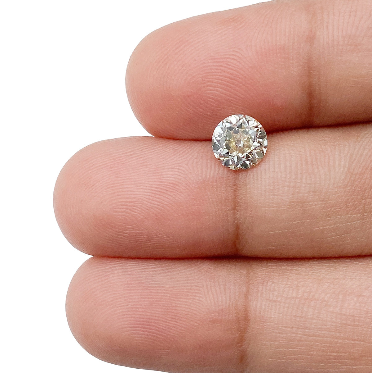 1.07ct | Q-R/VS2 Round Shape Old European Cut Diamond (GIA) - Modern Rustic Diamond