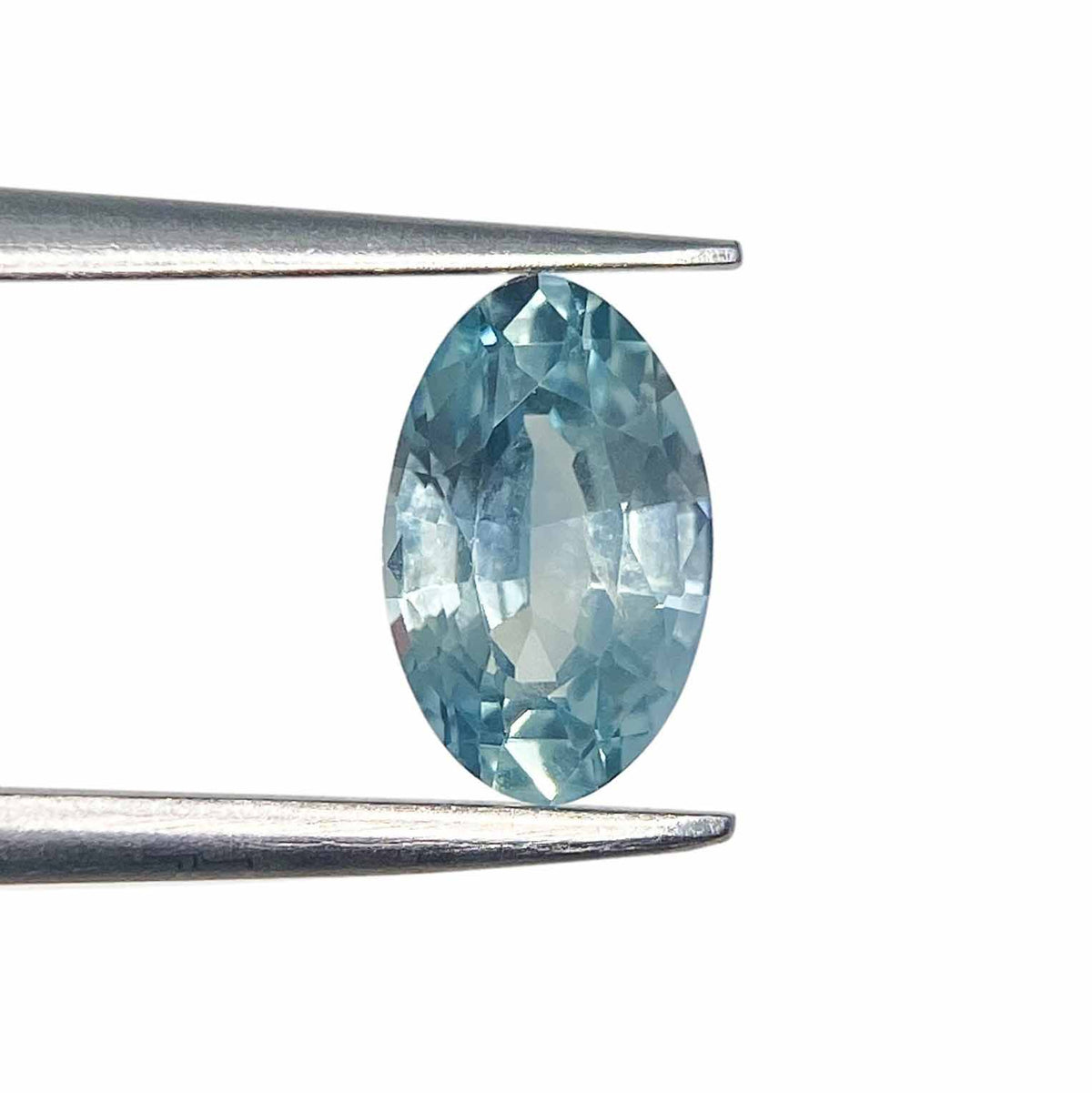 1.09ct | Brilliant Cut Moval Shape Lt. Blue Montana Sapphire-Modern Rustic Diamond