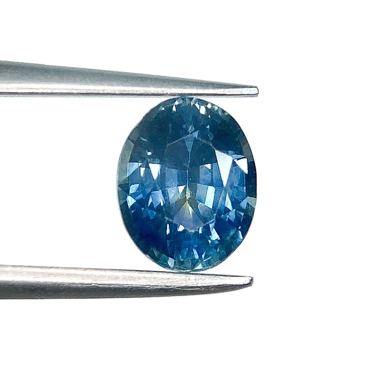 1.09ct | Brilliant Cut Oval Shape Blue Montana Sapphire-Modern Rustic Diamond