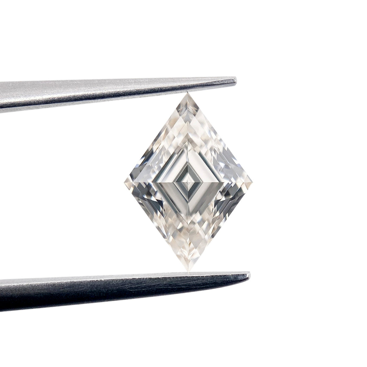 1.10ct | L/VVS2 Lozenge Shape Step Cut Diamond (GIA) - Modern Rustic Diamond