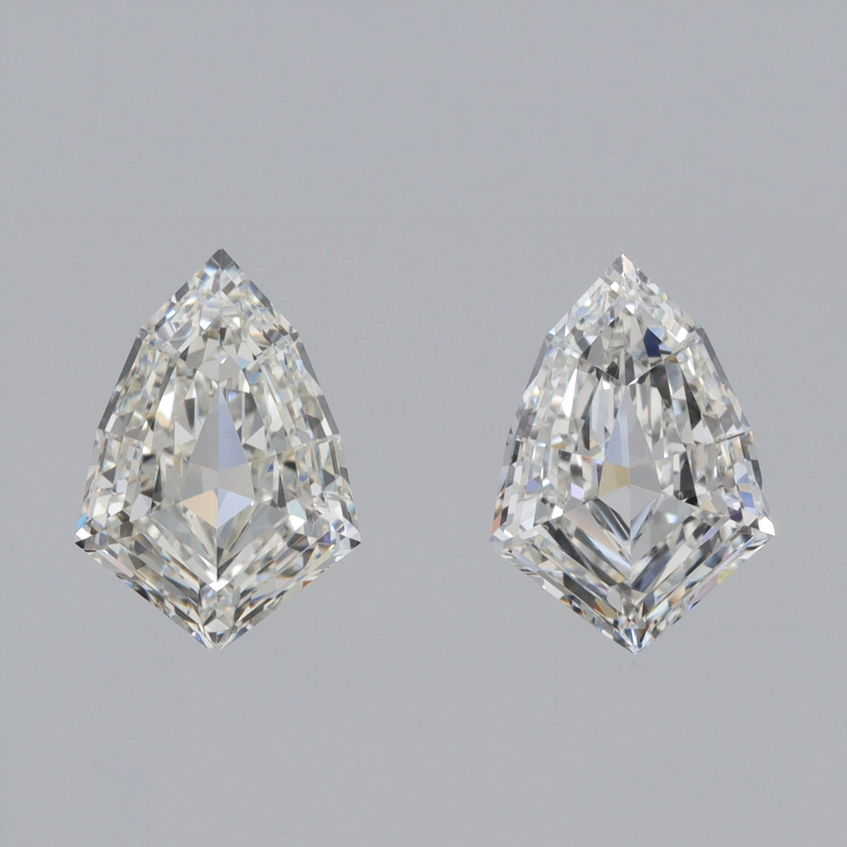 1.08cttw | F-G VVS-VS Kite Shape Step Cut Diamond Matched Pair - Modern Rustic Diamond