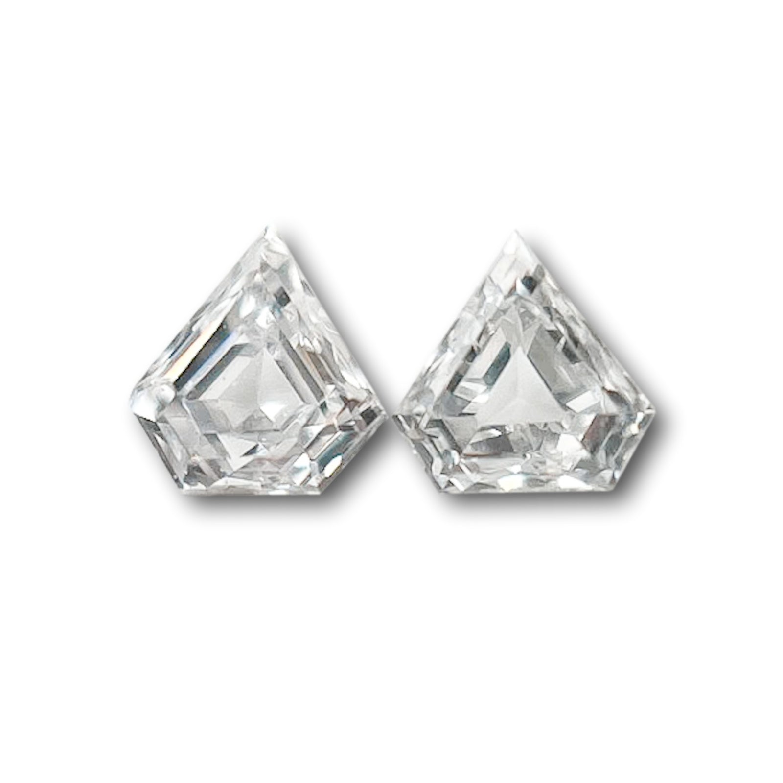 0.16cttw | E-F VVS Shield Shape Step Cut Diamond Matched Pair - Modern Rustic Diamond