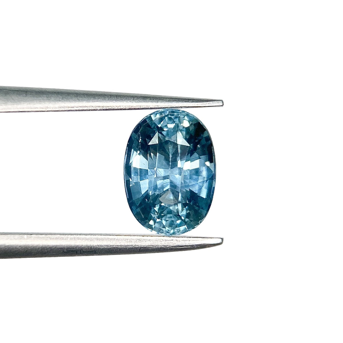 1.24ct | Brilliant Cut Oval Shape Blue Sapphire-Modern Rustic Diamond