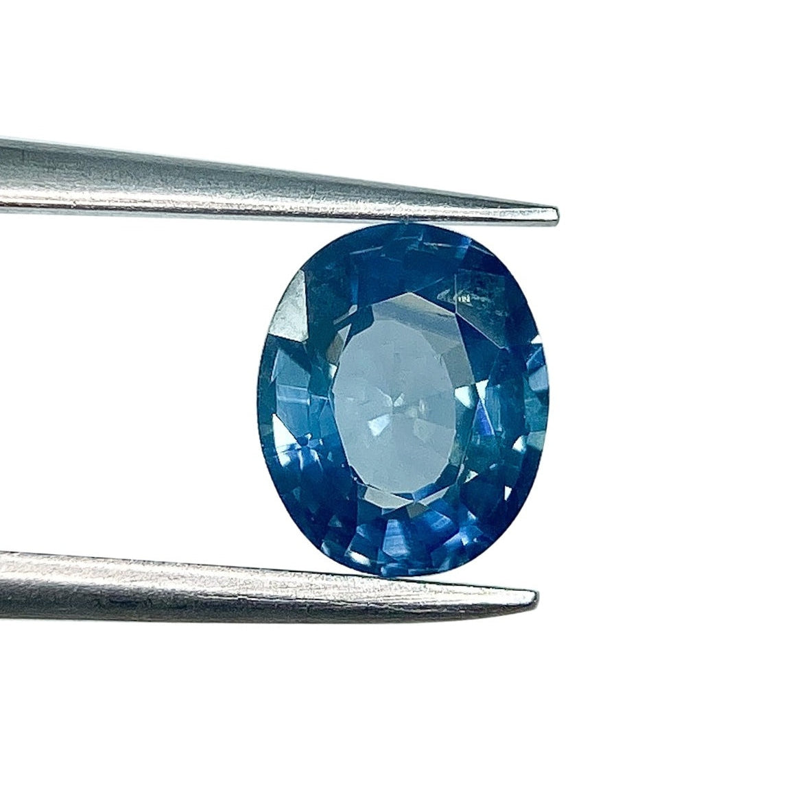 1.25ct | Brilliant Cut Oval Shape Blue Montana Sapphire-Modern Rustic Diamond