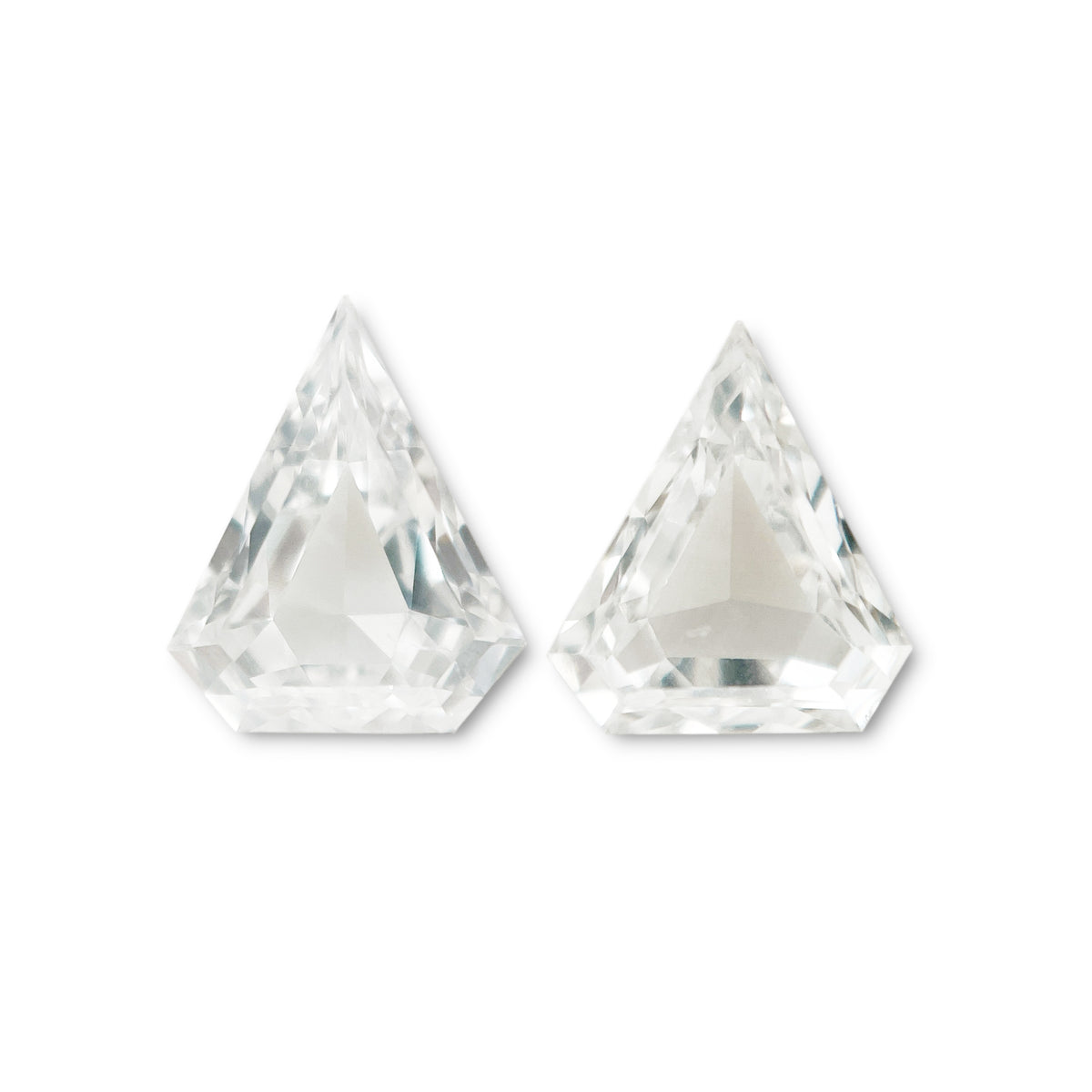 0.23cttw | E-F VVS Shield Shape Step Cut Diamond Matched Pair - Modern Rustic Diamond