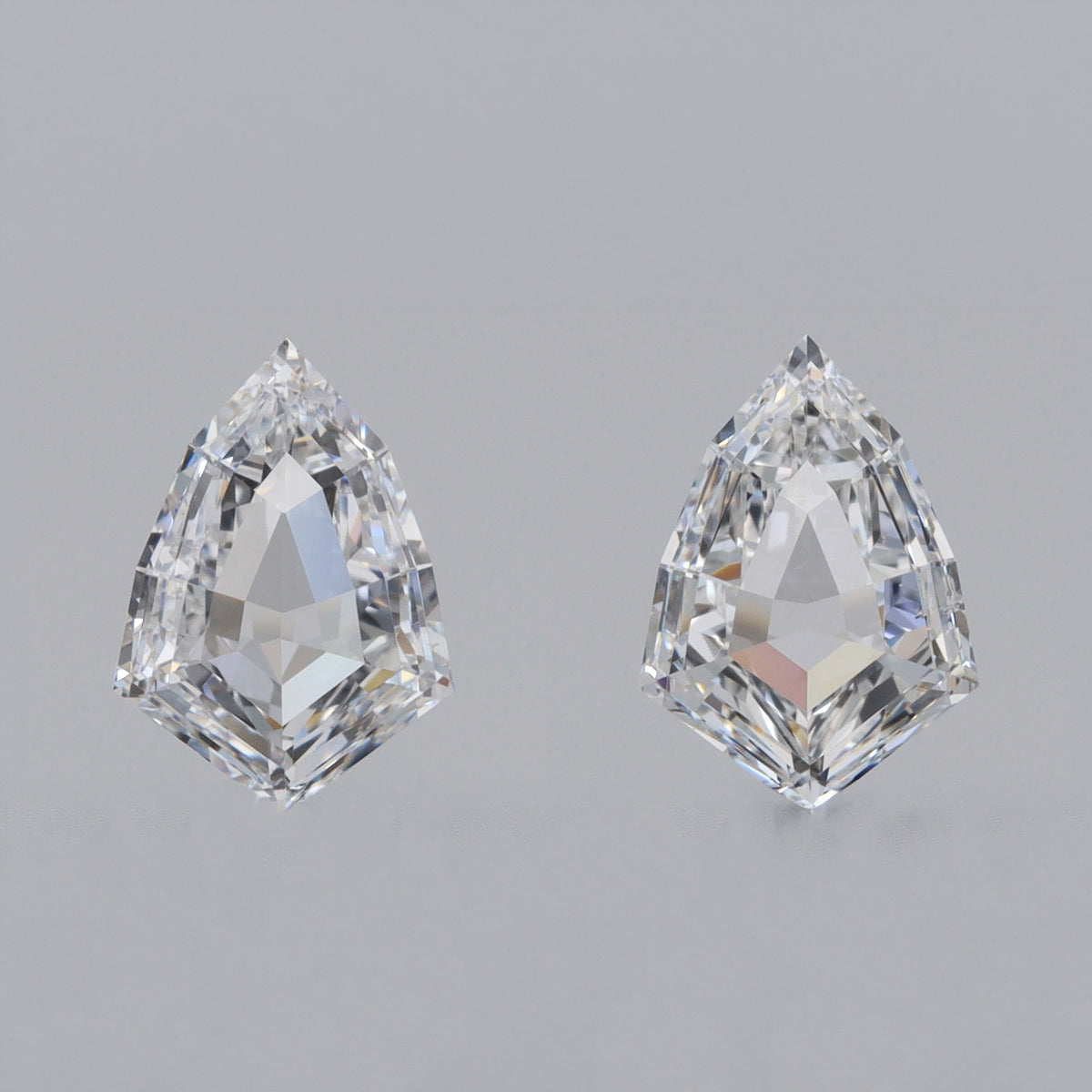 1.00cttw | D VVS Kite Shape Step Cut Diamond Matched Pair - Modern Rustic Diamond