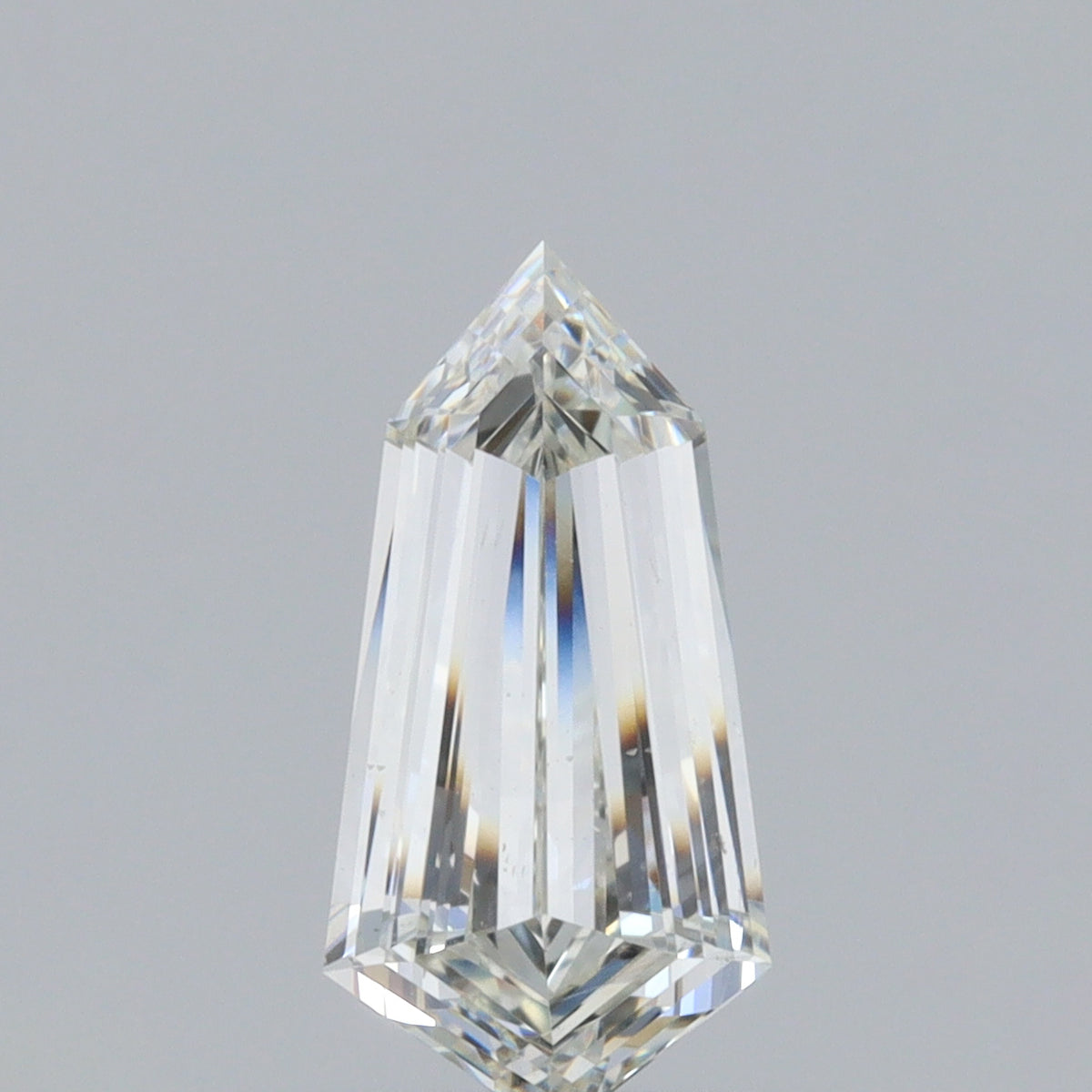 0.72ct | F-G/VS Kite Shape Step Cut Diamond - Modern Rustic Diamond