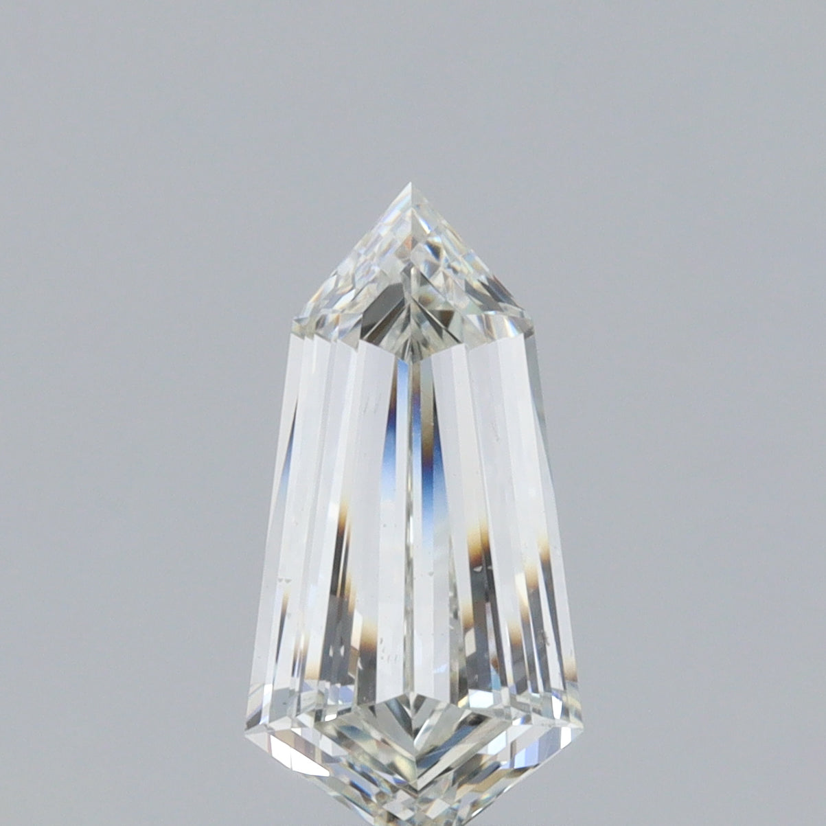 0.72ct | F-G/VS Kite Shape Step Cut Diamond - Modern Rustic Diamond