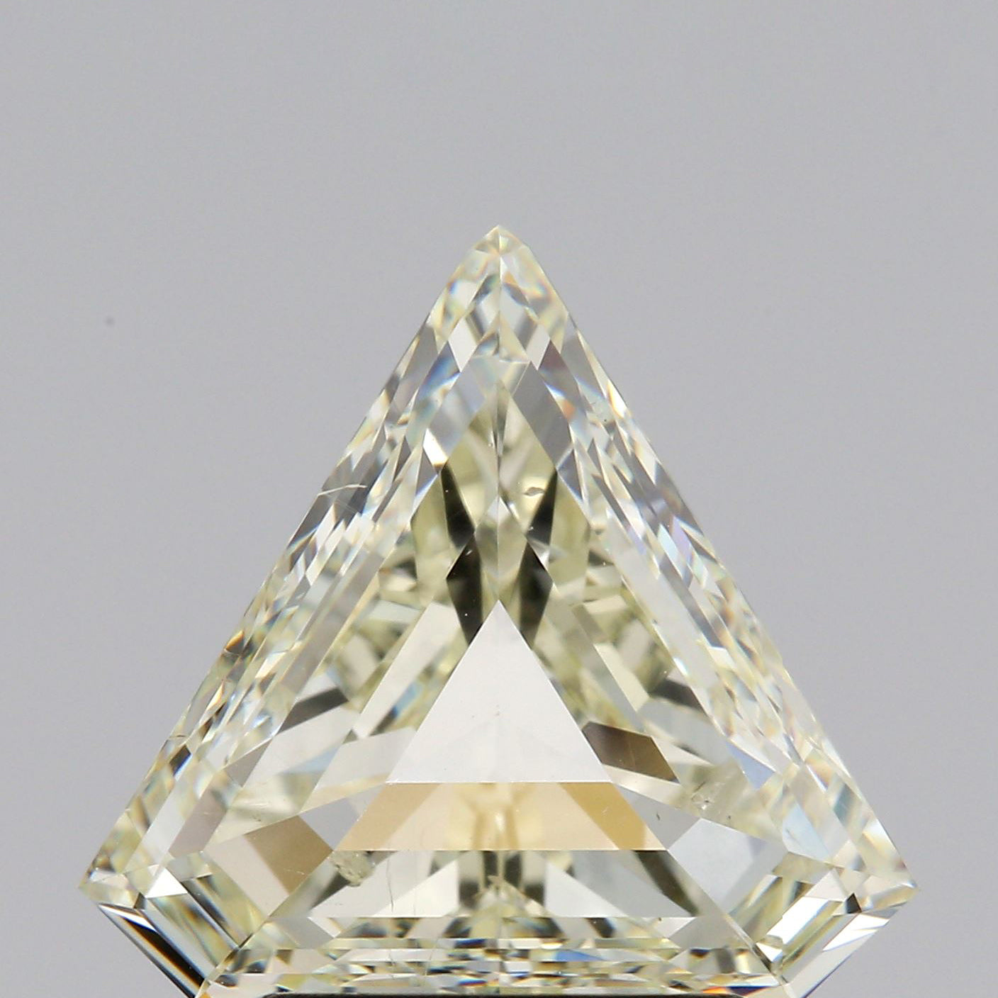 1.78ct | Light Color VVS Shield Shape Step Cut Diamond - Modern Rustic Diamond