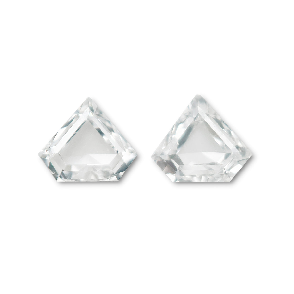 0.21cttw | E-F VVS Shield Shape Step Cut Diamond Matched Pair - Modern Rustic Diamond