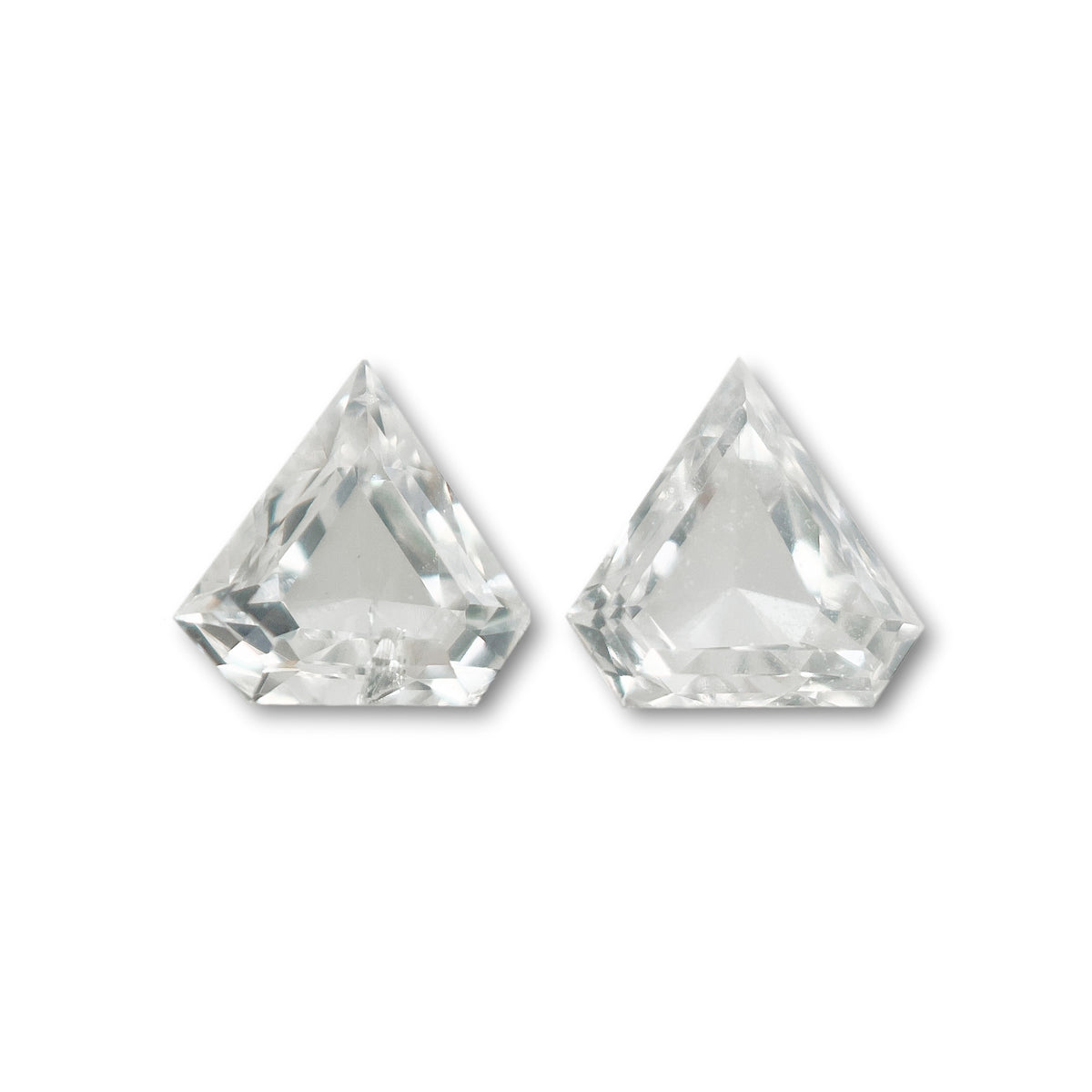 0.16cttw | Fb-G VS-SI Shield Shape Step Cut Diamond Matched Pair - Modern Rustic Diamond