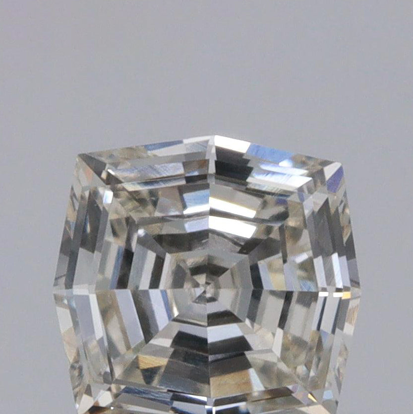 0.41ct | J/VVS2 Cushion Shape Step Cut Diamond
