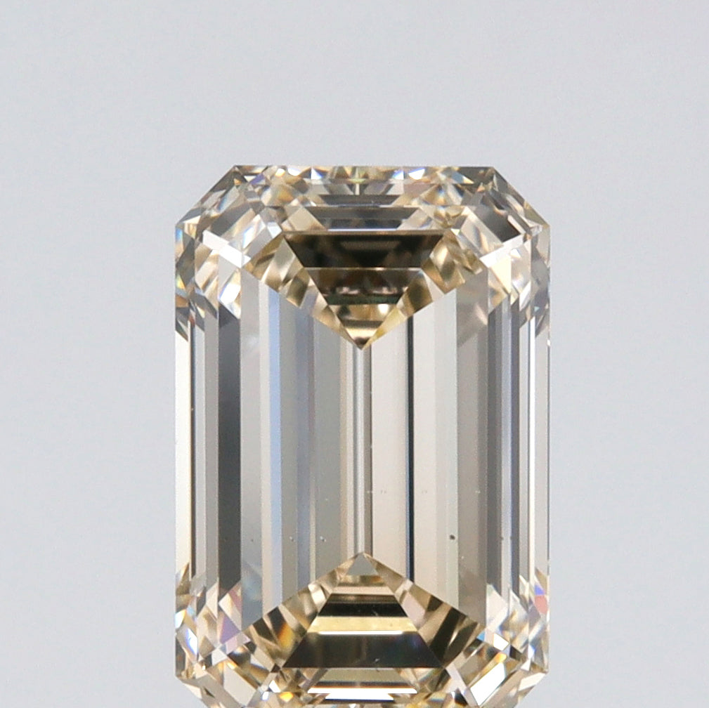 2.01ct | Champagne VS2 Emerald Shape Step Cut Diamond (GIA)