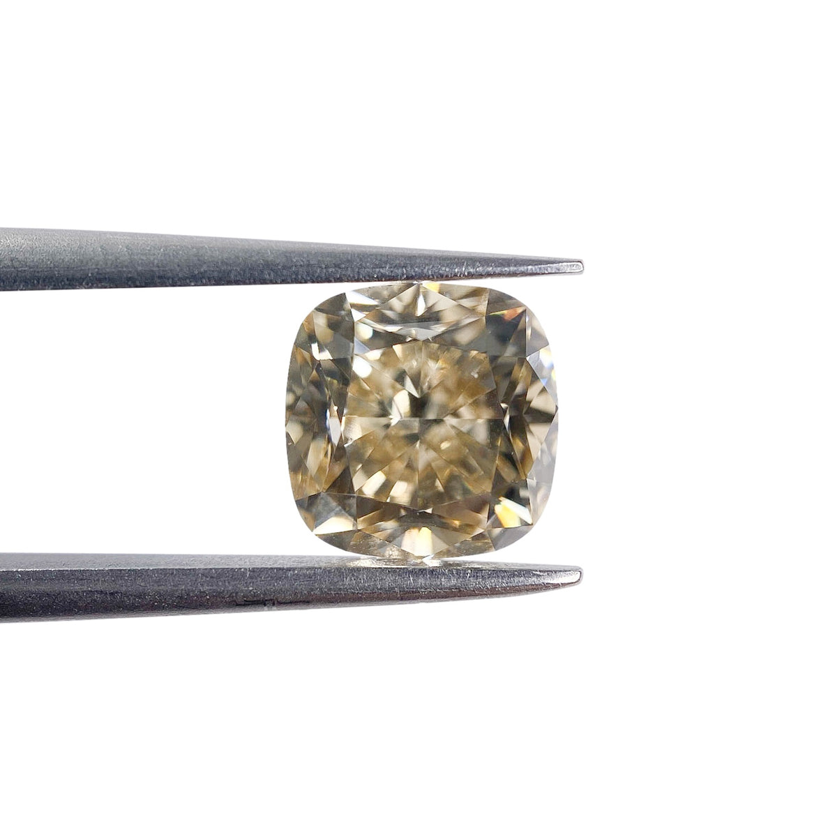 2.29ct | Champagne VVS Cushion Shape Brilliant Cut Diamond - Modern Rustic Diamond