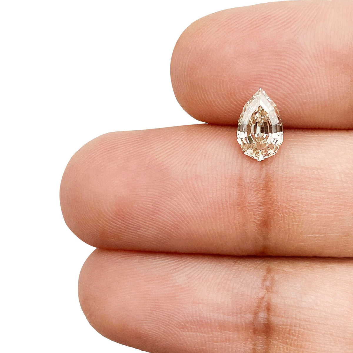 1.05ct | N/VS2 Pear Shape Lattice Cut Diamond (GIA) - Modern Rustic Diamond