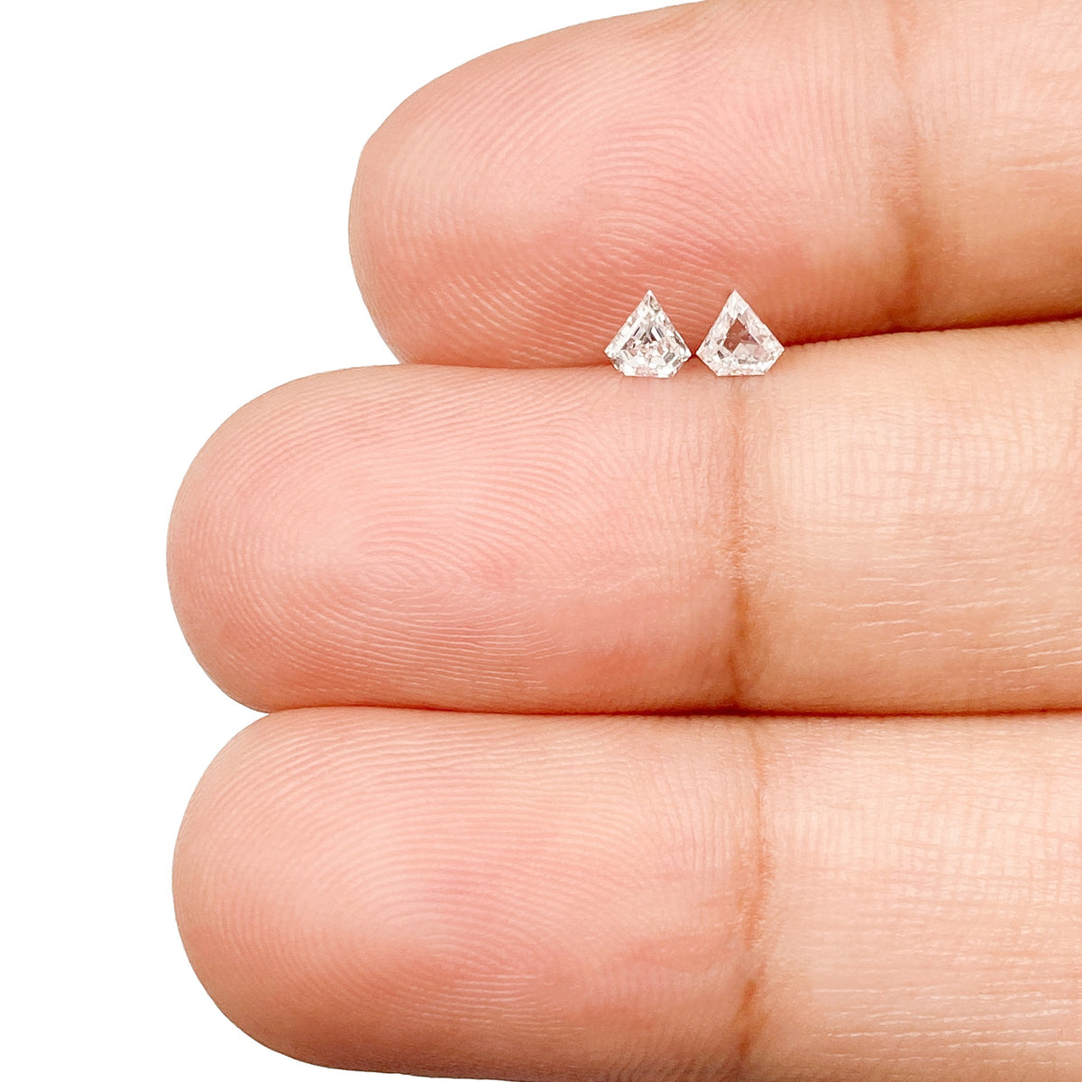 0.19cttw | G-H VS-SI Shield Shape Step Cut Diamond Matched Pair - Modern Rustic Diamond