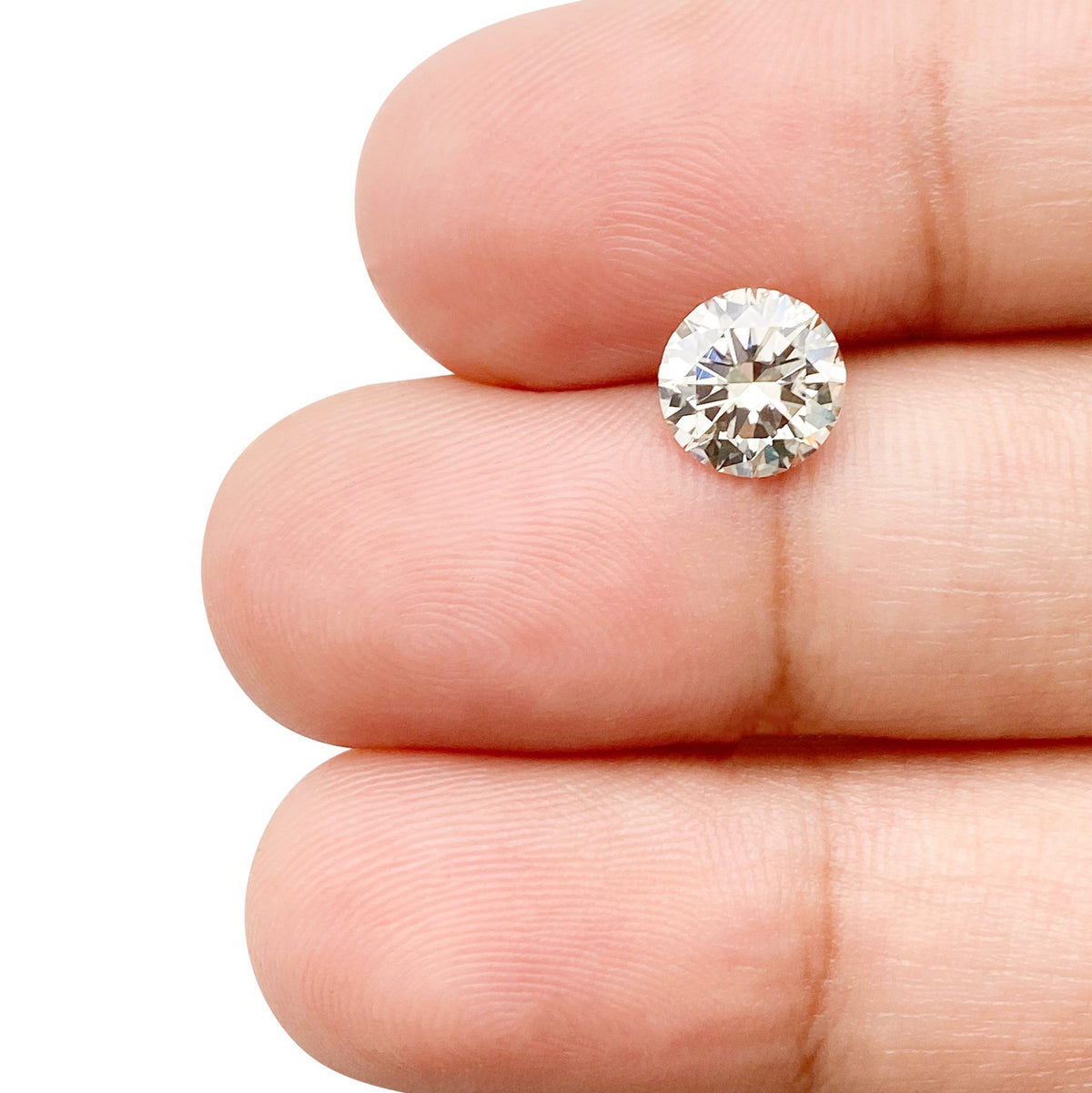 1.05ct | O-P/VS2 Round Shape Brilliant Cut Diamond (GIA) - Modern Rustic Diamond