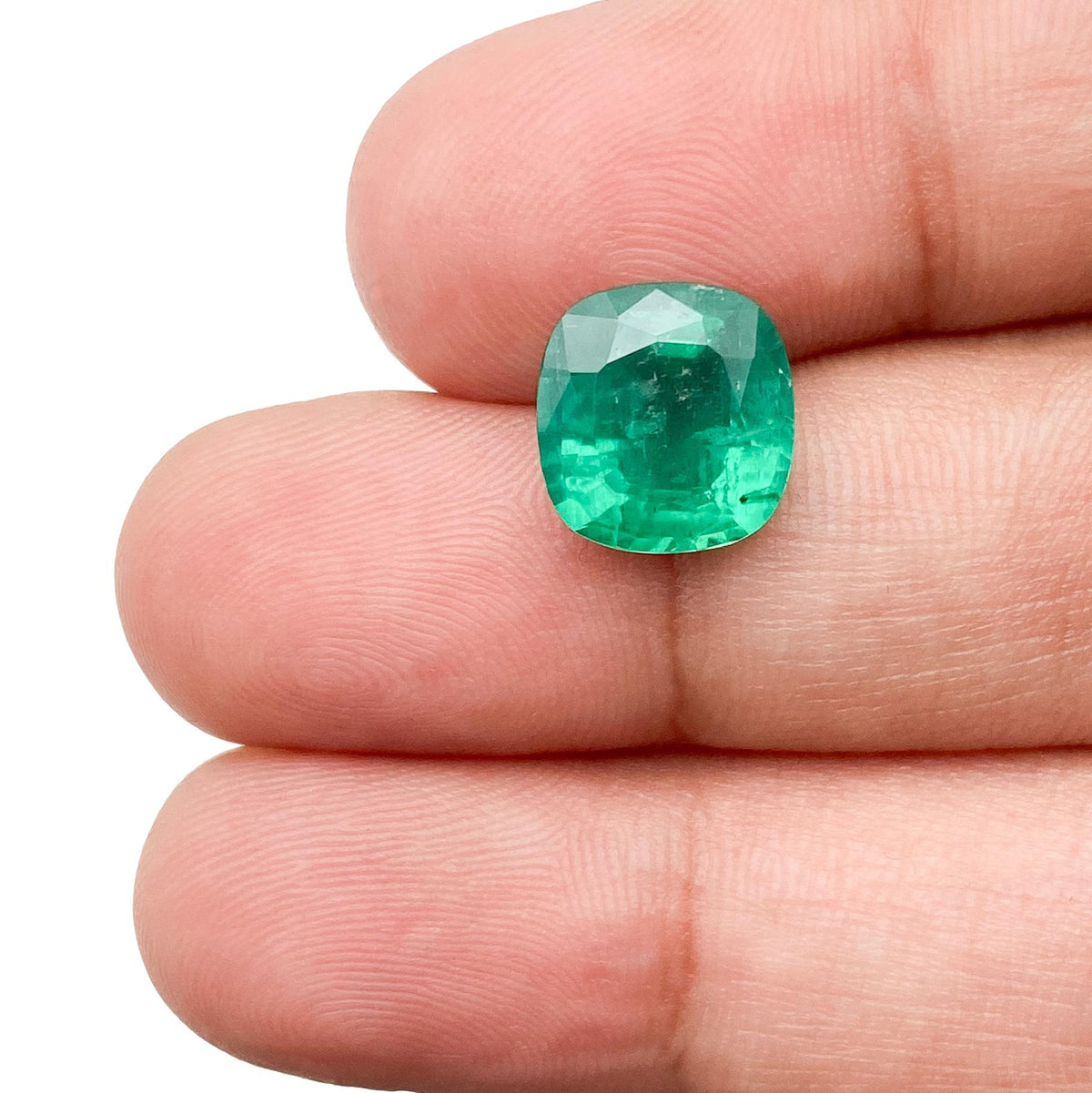 2.93ct | Brilliant Cut Cushion Shape Brazil Emerald - Modern Rustic Diamond