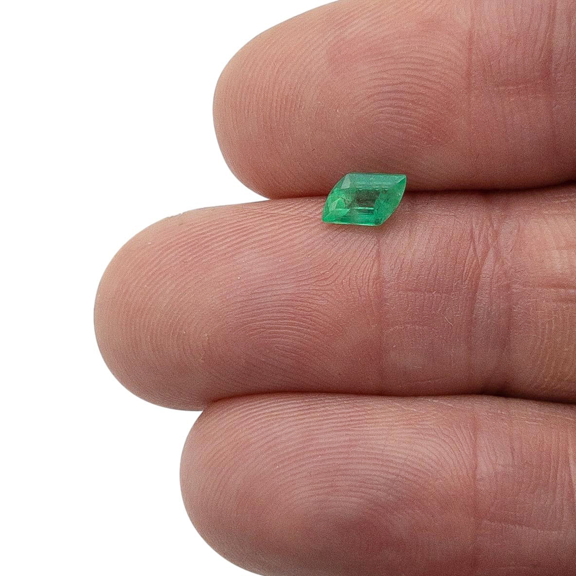 0.58ct | Step Cut Rhomboid Shape Muzo Origin Emerald