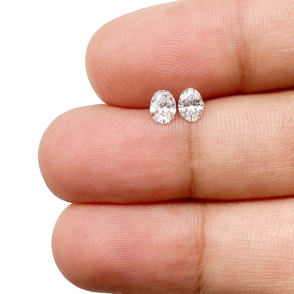 0.48cttw | D-E VVS Oval Shape Brilliant Cut Diamond Matched Pair - Modern Rustic Diamond