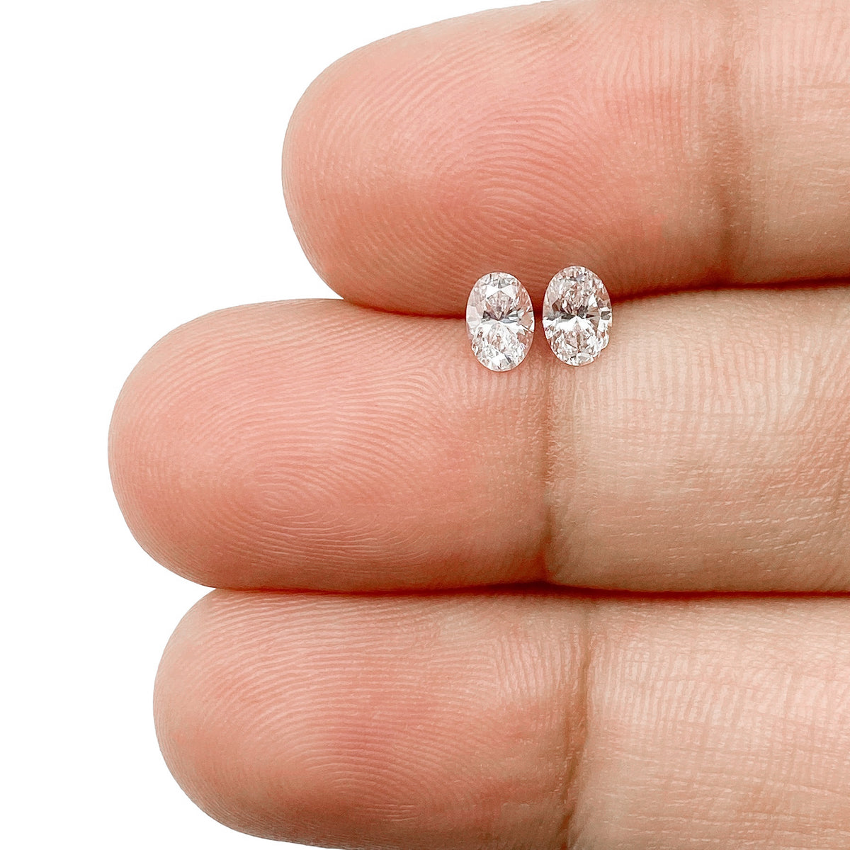 0.46cttw | D-E VS-SI Oval Shape Brilliant Cut Diamond Matched Pair - Modern Rustic Diamond