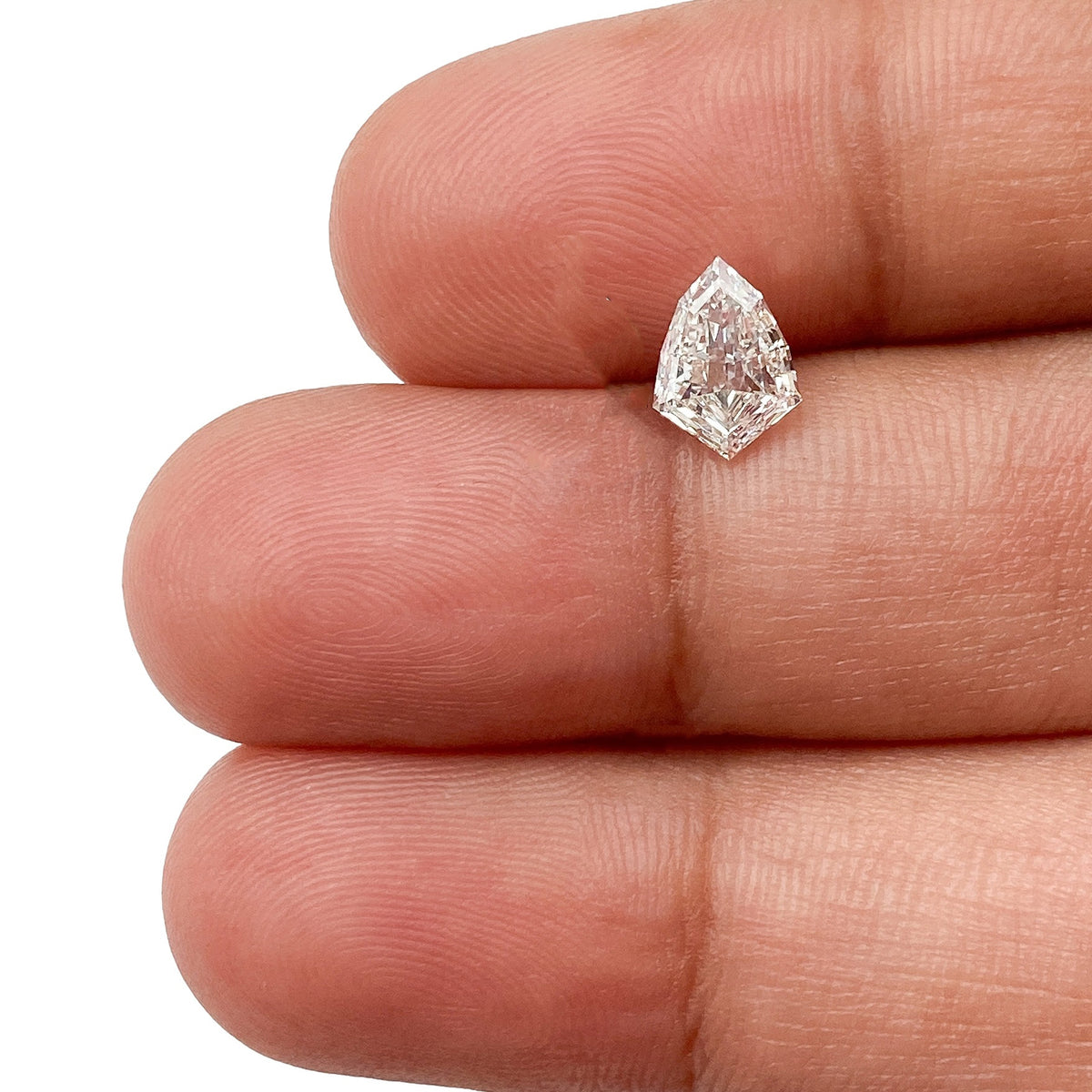 0.56ct | H/VVS2 Kite Shape Step Cut Diamond (GIA) - Modern Rustic Diamond