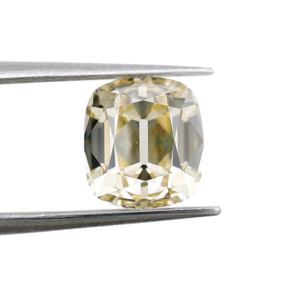3.06ct | W-X/VS1 Cushion Shape Vintage Old Mine Cut Diamond (GIA) - Modern Rustic Diamond