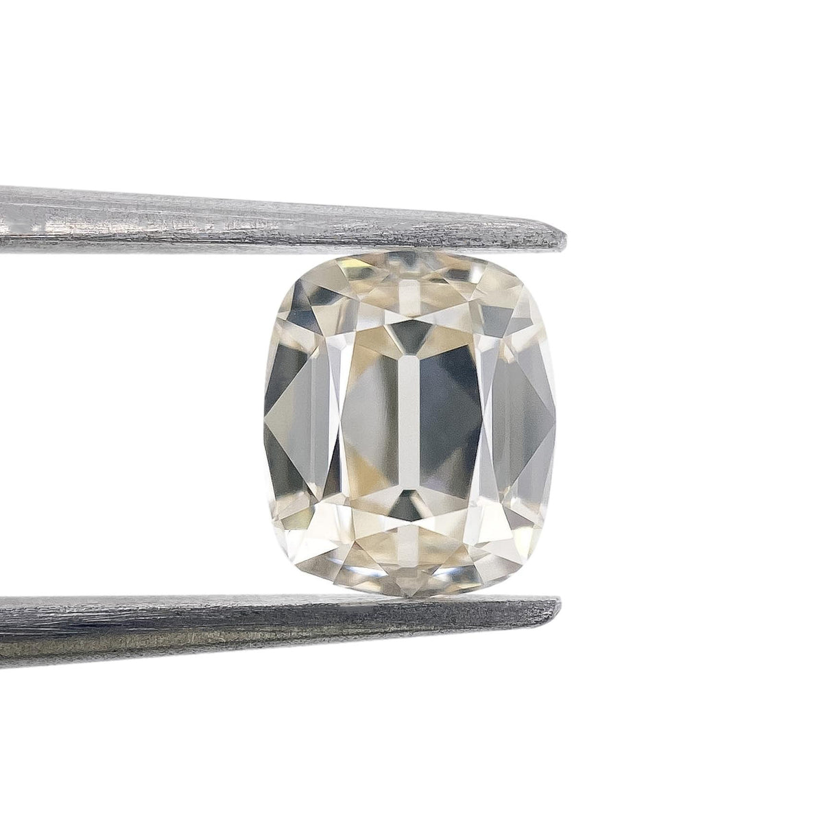 1.15ct | L/VS1 Cushion Shape Old Mine Cut Diamond (GIA) - Modern Rustic Diamond