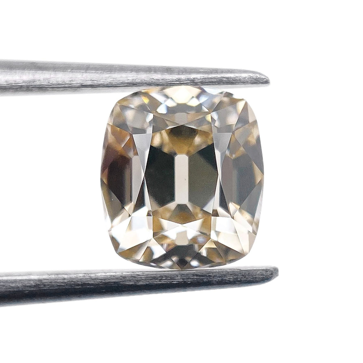 1.06ct | S-T/VS1 Cushion Shape Old Mine Cut Diamond (GIA) - Modern Rustic Diamond