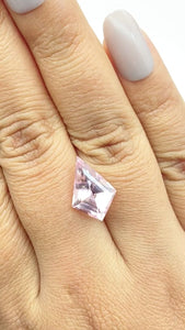 4.00ct |  Kite Shape Step Cut Morganite - Modern Rustic Diamond